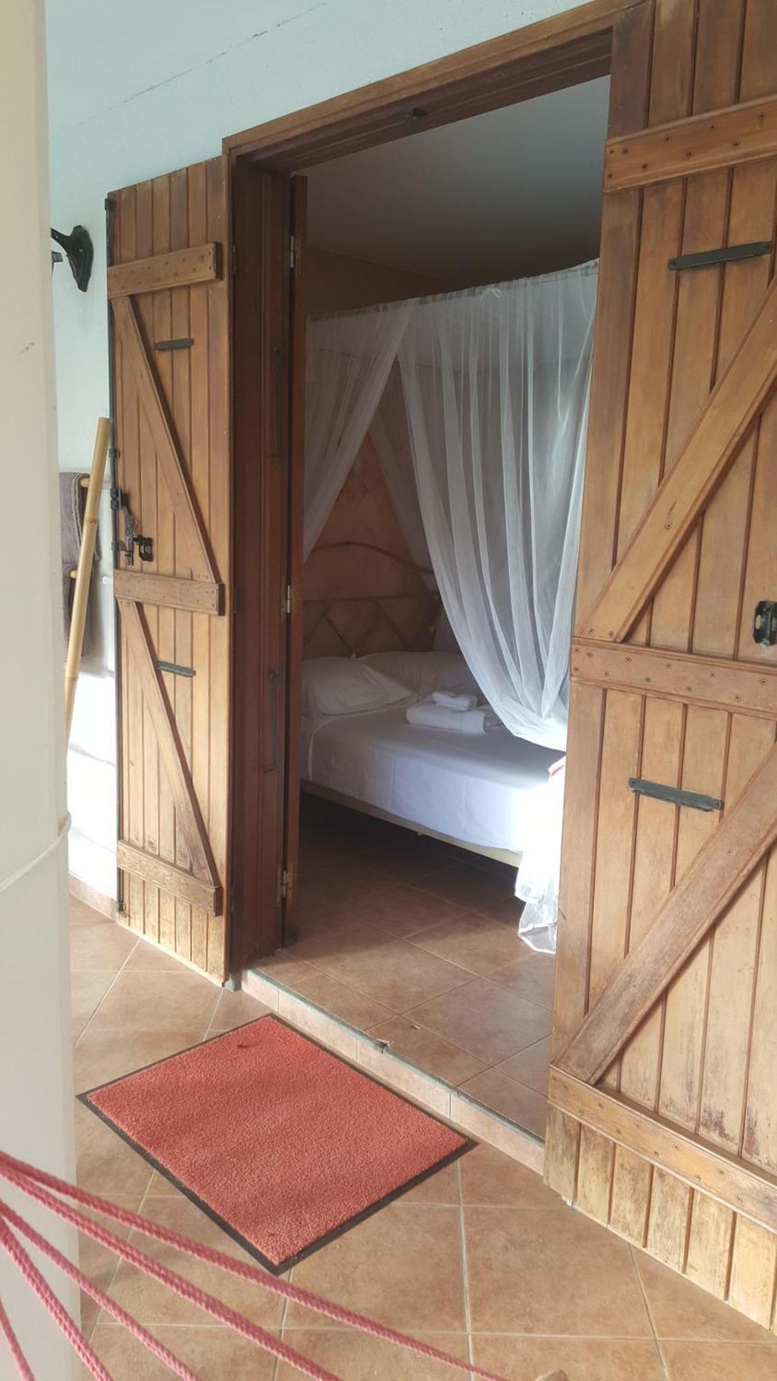 Agreable Chambre D'Hotes, Sdb, Piscine, Carbet Cuisine. Saint-Claude Eksteriør bilde